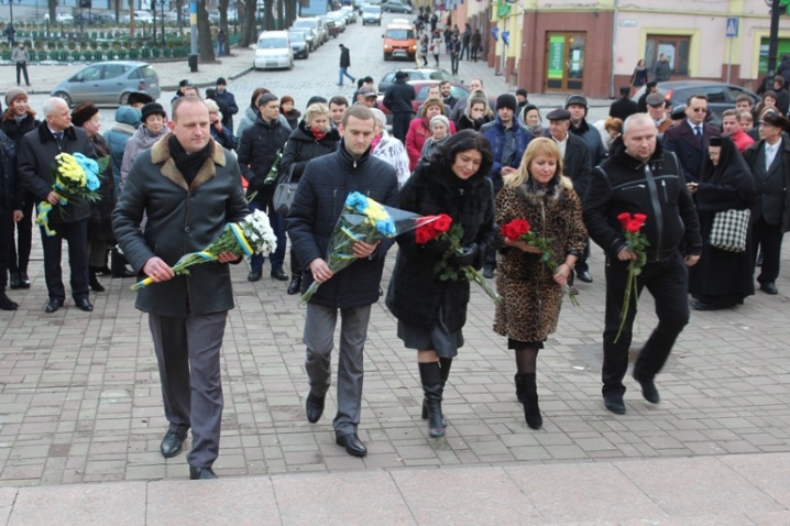 У Чернівцях відзначили національний День Румунії У Чернівцях відзначили національний День Румунії